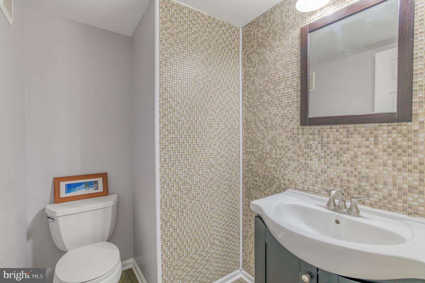668 ROCKY KNOLL ARCH, CULPEPER, Virginia 22701, 3 Bedrooms Bedrooms, 10 Rooms Rooms,2 BathroomsBathrooms,Residential,For sale,668 ROCKY KNOLL ARCH,VACU2011070 MLS # VACU2011070