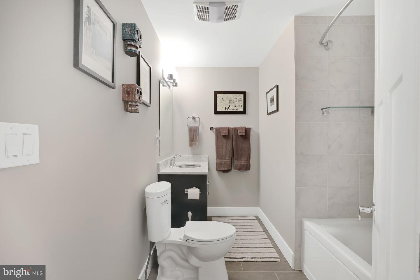 1412 5TH ST NW #301, WASHINGTON, District Of Columbia 20001, 4 Bedrooms Bedrooms, ,3 BathroomsBathrooms,Residential,For sale,1412 5TH ST NW #301,DCDC2212056 MLS # DCDC2212056