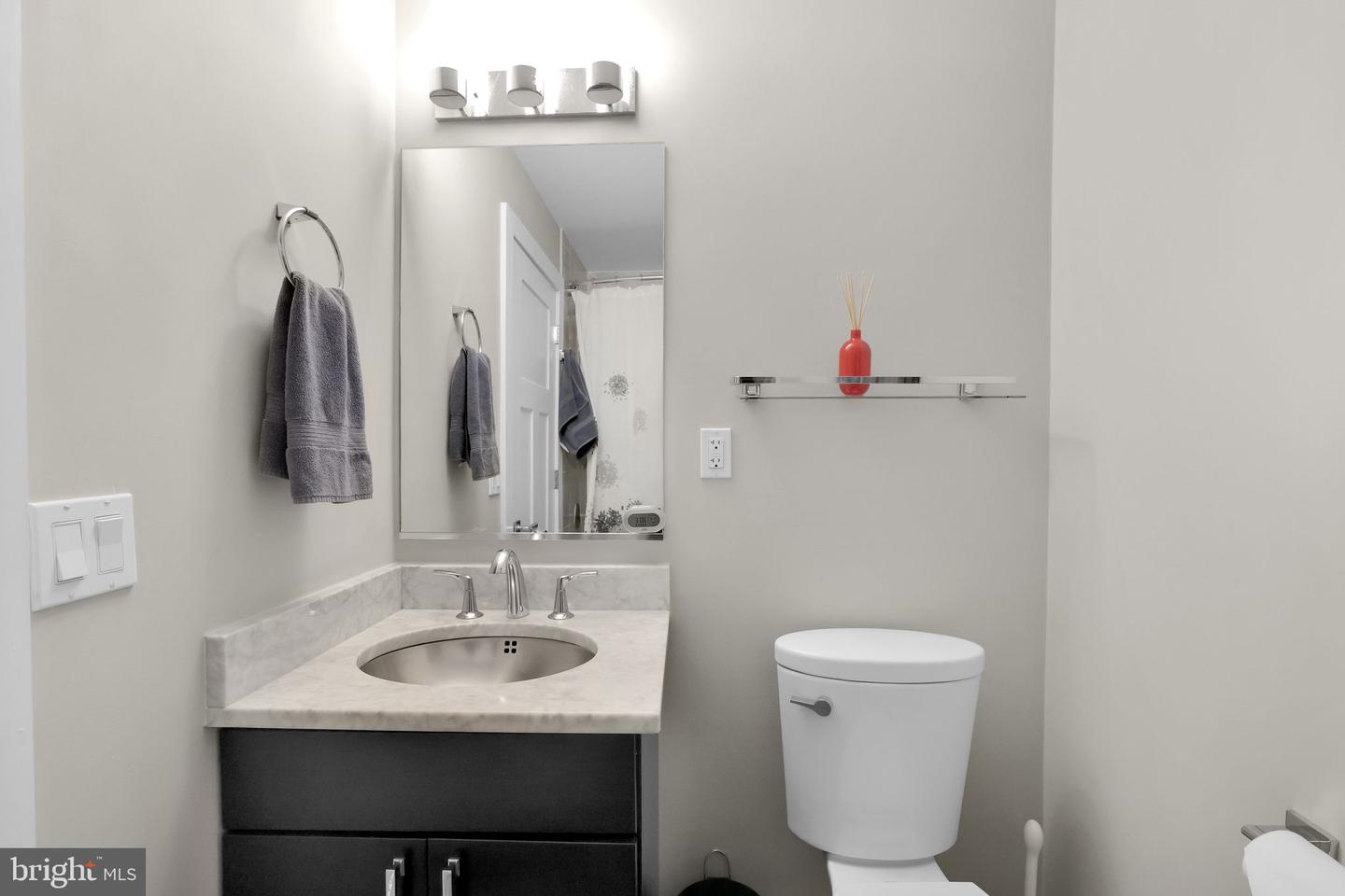 1412 5TH ST NW #301, WASHINGTON, District Of Columbia 20001, 4 Bedrooms Bedrooms, ,3 BathroomsBathrooms,Residential,For sale,1412 5TH ST NW #301,DCDC2212056 MLS # DCDC2212056