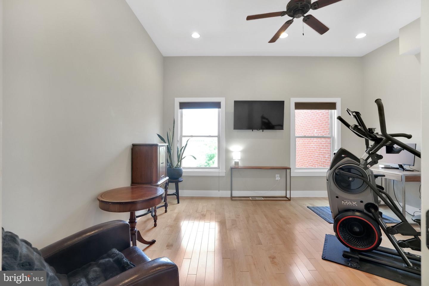 1412 5TH ST NW #301, WASHINGTON, District Of Columbia 20001, 4 Bedrooms Bedrooms, ,3 BathroomsBathrooms,Residential,For sale,1412 5TH ST NW #301,DCDC2212056 MLS # DCDC2212056