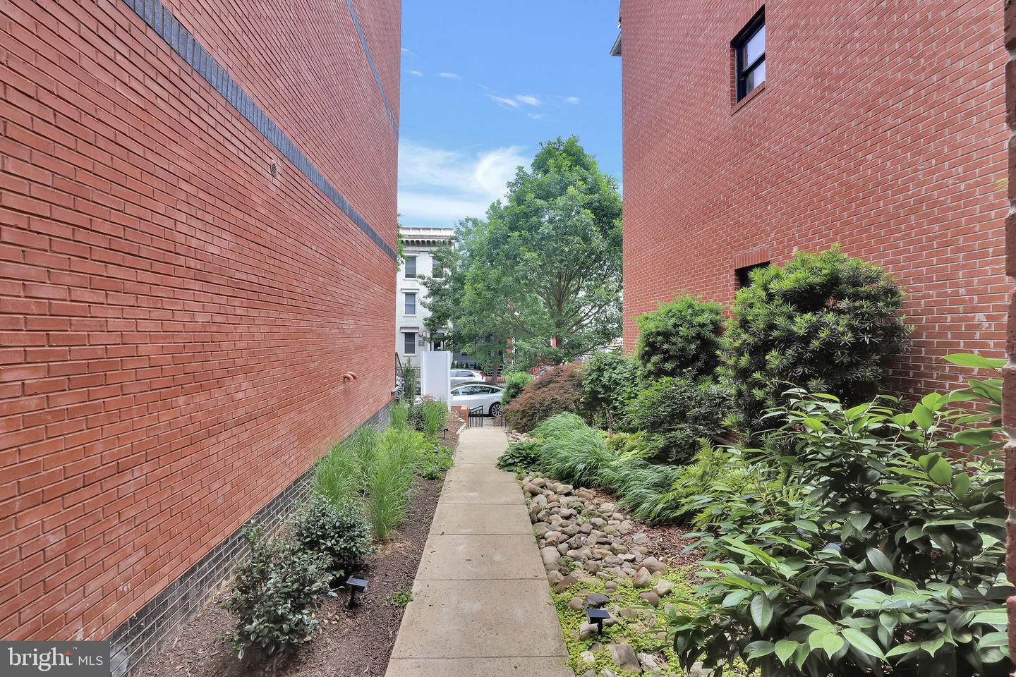 1412 5TH ST NW #301, WASHINGTON, District Of Columbia 20001, 4 Bedrooms Bedrooms, ,3 BathroomsBathrooms,Residential,For sale,1412 5TH ST NW #301,DCDC2212056 MLS # DCDC2212056