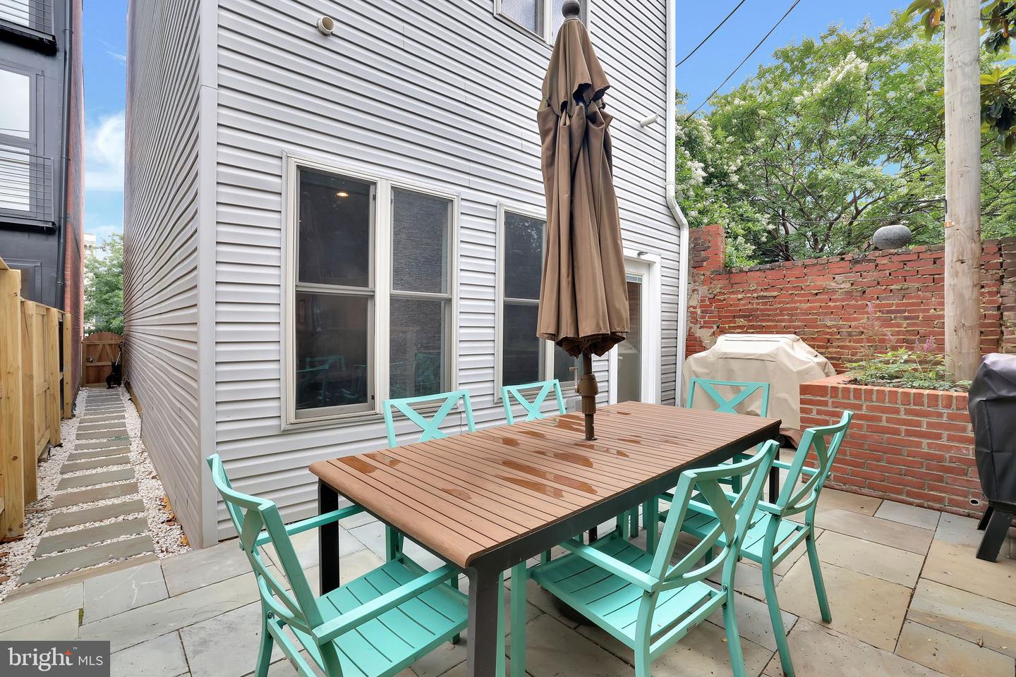 1412 5TH ST NW #301, WASHINGTON, District Of Columbia 20001, 4 Bedrooms Bedrooms, ,3 BathroomsBathrooms,Residential,For sale,1412 5TH ST NW #301,DCDC2212056 MLS # DCDC2212056