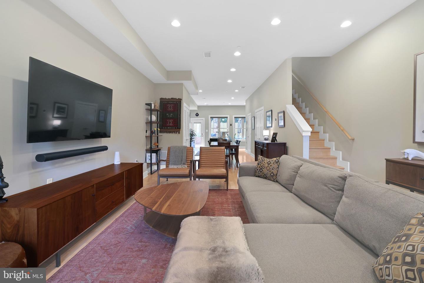 1412 5TH ST NW #301, WASHINGTON, District Of Columbia 20001, 4 Bedrooms Bedrooms, ,3 BathroomsBathrooms,Residential,For sale,1412 5TH ST NW #301,DCDC2212056 MLS # DCDC2212056