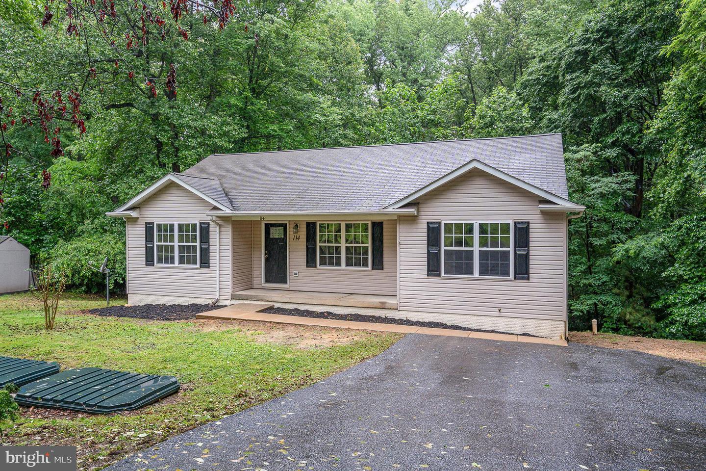 114 DRAGOON DR, MONTROSS, Virginia 22520, 4 Bedrooms Bedrooms, ,3 BathroomsBathrooms,Residential,For sale,114 DRAGOON DR,VAWE2009384 MLS # VAWE2009384