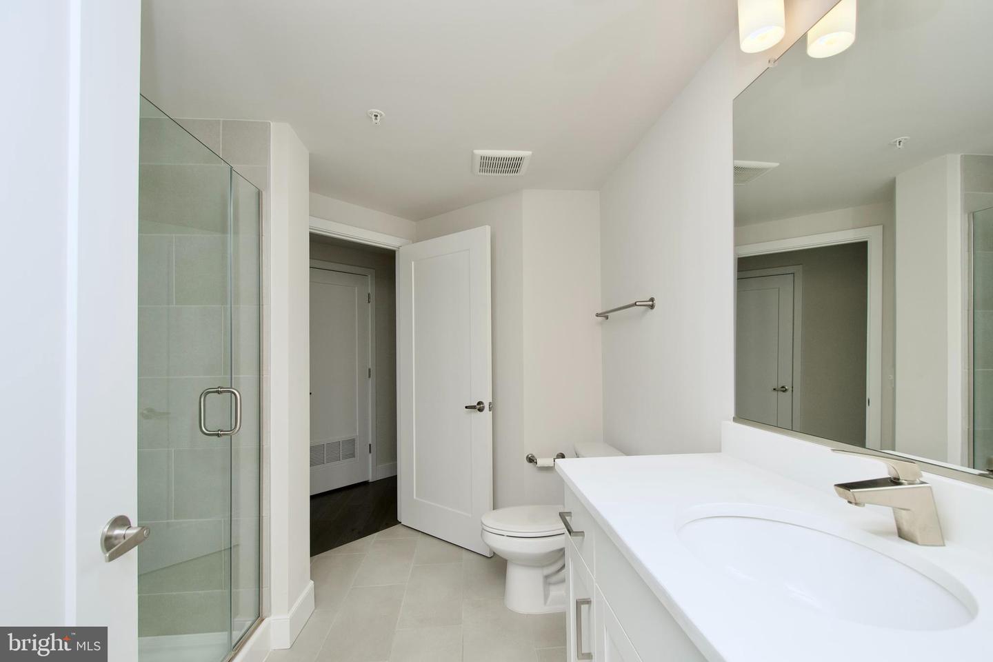 50 FLORIDA AVE NE #225, WASHINGTON, District Of Columbia 20002, 2 Bedrooms Bedrooms, ,2 BathroomsBathrooms,Residential,For sale,50 FLORIDA AVE NE #225,DCDC2212094 MLS # DCDC2212094
