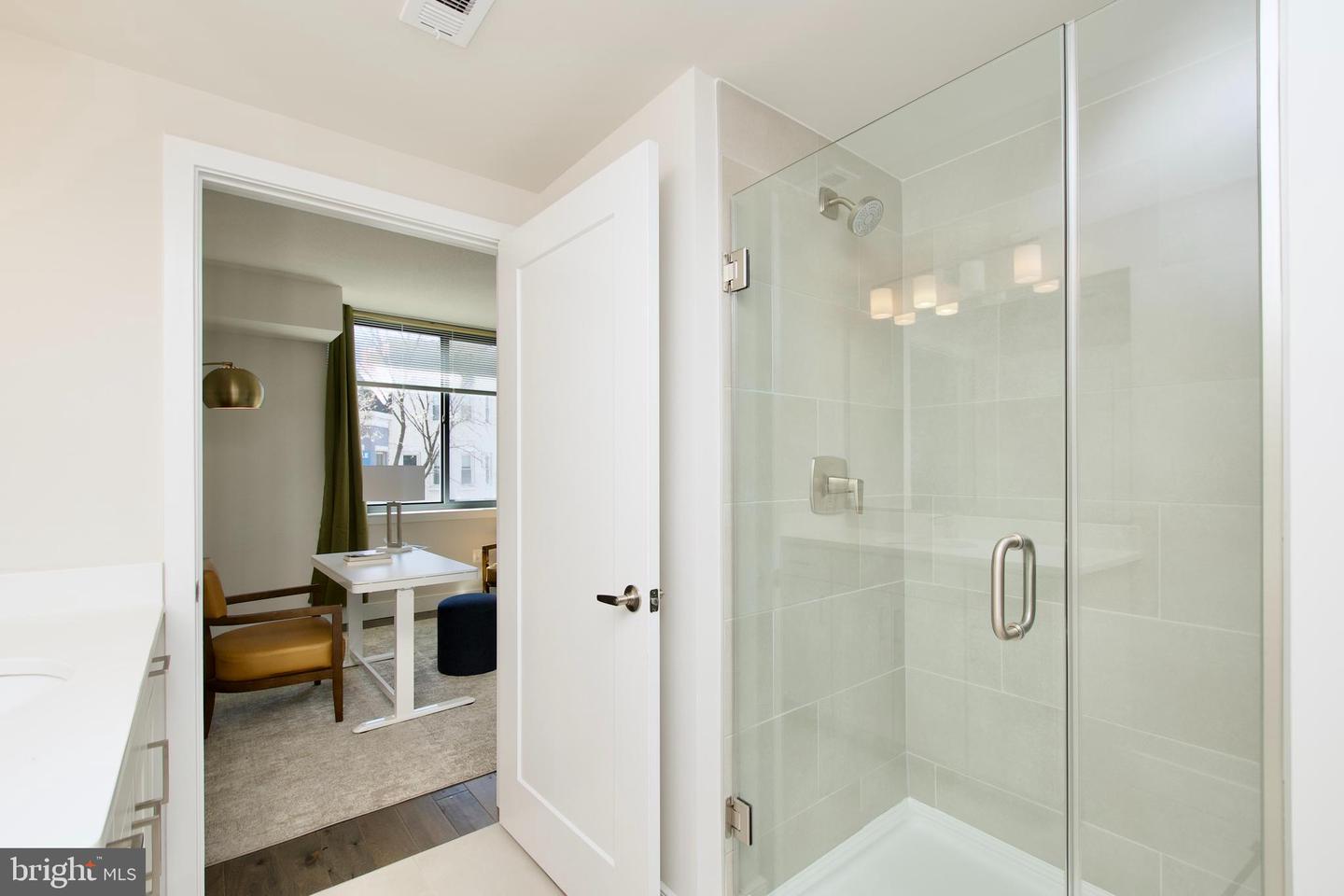 50 FLORIDA AVE NE #225, WASHINGTON, District Of Columbia 20002, 2 Bedrooms Bedrooms, ,2 BathroomsBathrooms,Residential,For sale,50 FLORIDA AVE NE #225,DCDC2212094 MLS # DCDC2212094