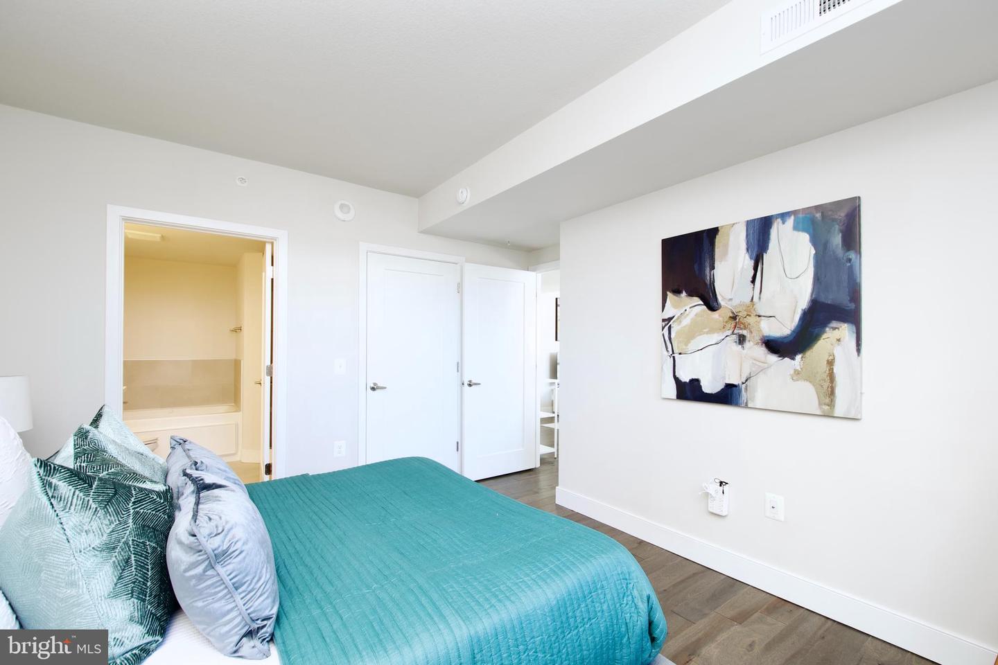 50 FLORIDA AVE NE #225, WASHINGTON, District Of Columbia 20002, 2 Bedrooms Bedrooms, ,2 BathroomsBathrooms,Residential,For sale,50 FLORIDA AVE NE #225,DCDC2212094 MLS # DCDC2212094