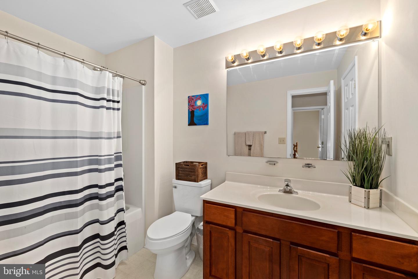 9109 SNOWY EGRET CT, SPOTSYLVANIA, Virginia 22553, 5 Bedrooms Bedrooms, ,3 BathroomsBathrooms,Residential,For sale,9109 SNOWY EGRET CT,VASP2034936 MLS # VASP2034936
