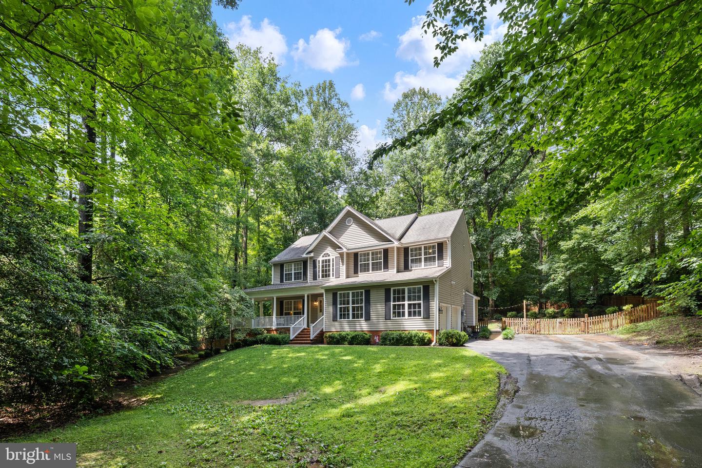 9109 SNOWY EGRET CT, SPOTSYLVANIA, Virginia 22553, 5 Bedrooms Bedrooms, ,3 BathroomsBathrooms,Residential,For sale,9109 SNOWY EGRET CT,VASP2034936 MLS # VASP2034936