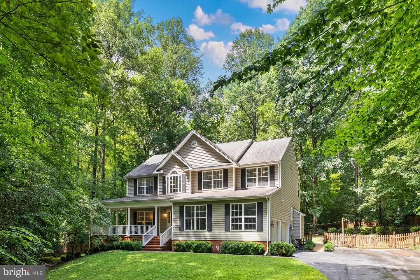 9109 SNOWY EGRET CT, SPOTSYLVANIA, Virginia 22553, 5 Bedrooms Bedrooms, ,3 BathroomsBathrooms,Residential,For sale,9109 SNOWY EGRET CT,VASP2034936 MLS # VASP2034936