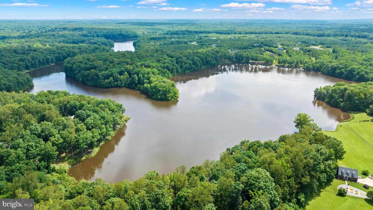 9109 SNOWY EGRET CT, SPOTSYLVANIA, Virginia 22553, 5 Bedrooms Bedrooms, ,3 BathroomsBathrooms,Residential,For sale,9109 SNOWY EGRET CT,VASP2034936 MLS # VASP2034936