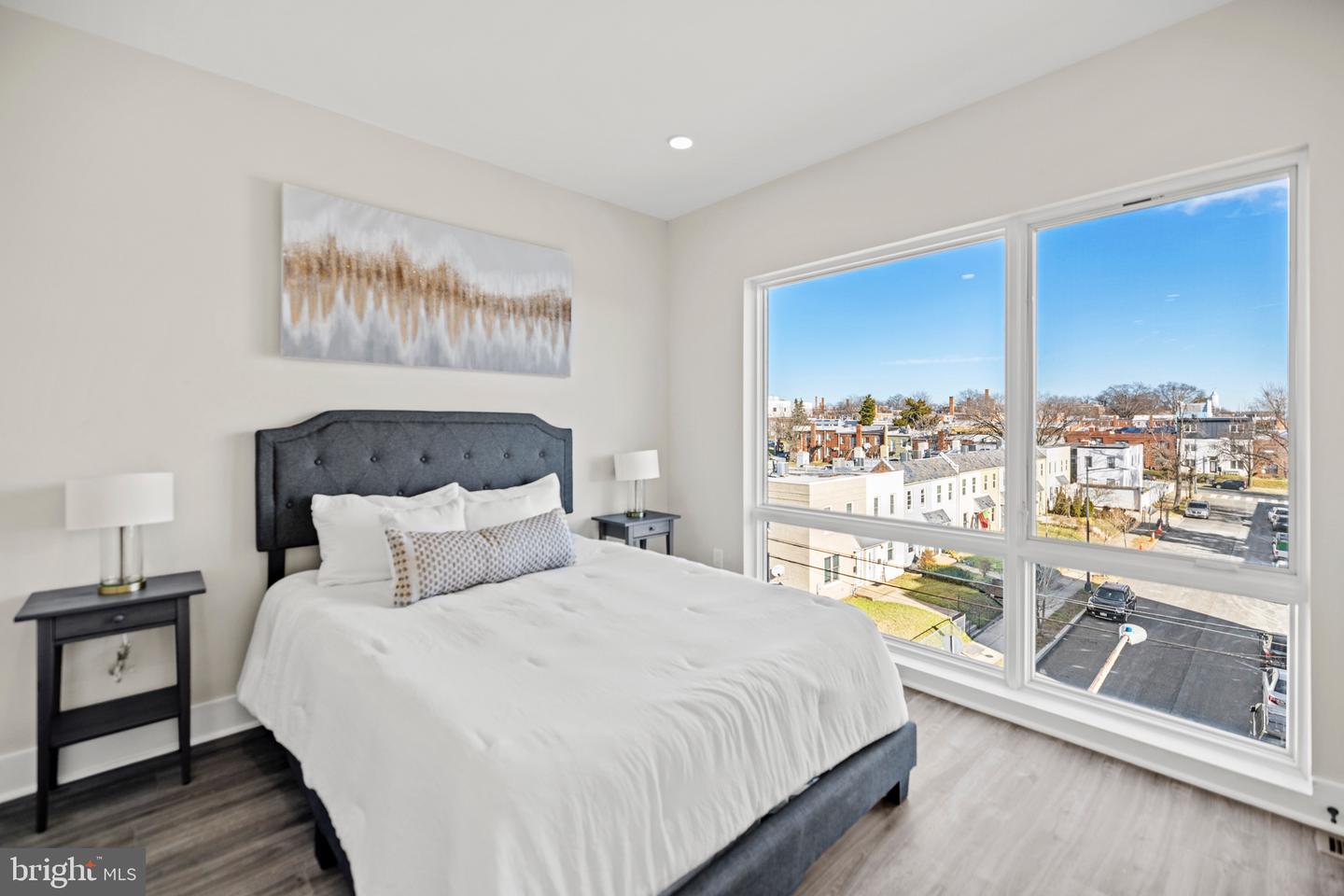 824 18TH ST NE #10, WASHINGTON, District Of Columbia 20002, 2 Bedrooms Bedrooms, ,2 BathroomsBathrooms,Residential,For sale,824 18TH ST NE #10,DCDC2212104 MLS # DCDC2212104