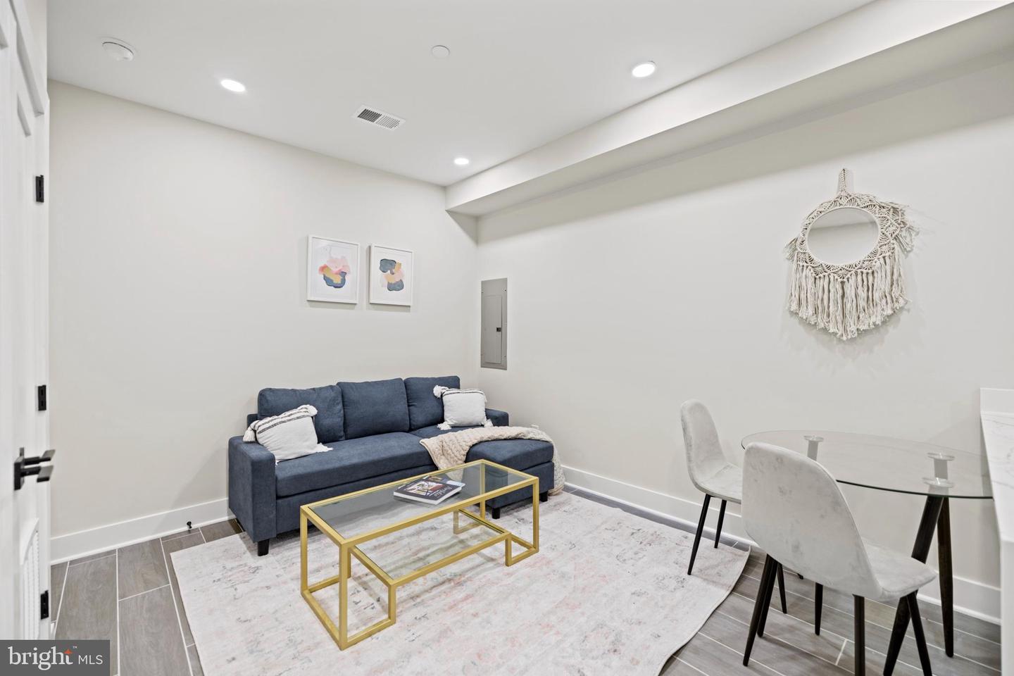 824 18TH ST NE #003, WASHINGTON, District Of Columbia 20002, 1 Bedroom Bedrooms, ,1 BathroomBathrooms,Residential,For sale,824 18TH ST NE #003,DCDC2212106 MLS # DCDC2212106