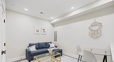 824 18TH ST NE #003, WASHINGTON, District Of Columbia 20002, 1 Bedroom Bedrooms, ,1 BathroomBathrooms,Residential,For sale,824 18TH ST NE #003,DCDC2212106 MLS # DCDC2212106