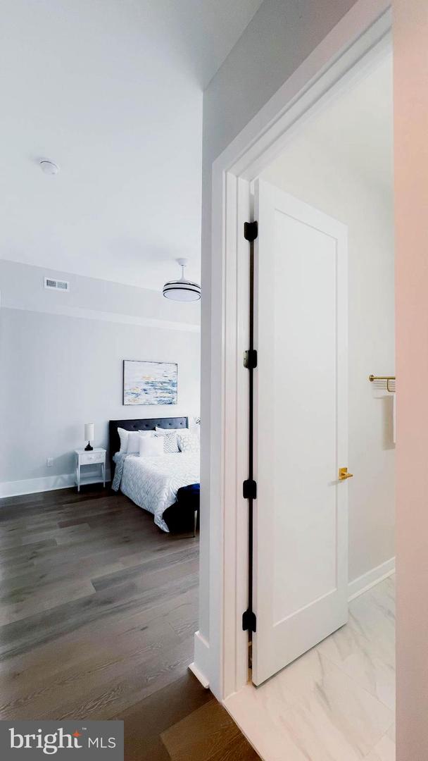1143 16TH ST NE #B, WASHINGTON, District Of Columbia 20002, 4 Bedrooms Bedrooms, 3 Rooms Rooms,3 BathroomsBathrooms,Residential,For sale,1143 16TH ST NE #B,DCDC2212116 MLS # DCDC2212116