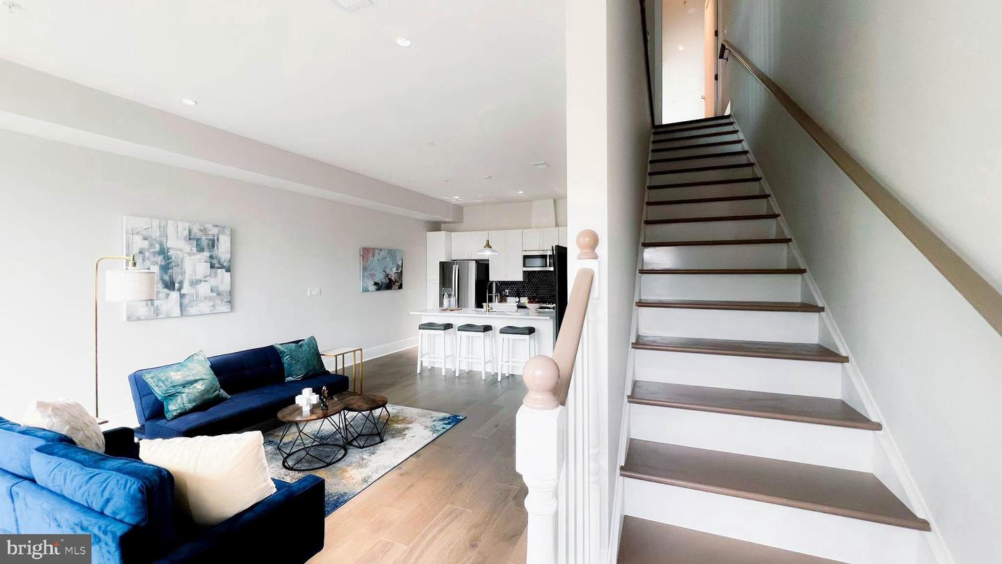 1143 16TH ST NE #B, WASHINGTON, District Of Columbia 20002, 4 Bedrooms Bedrooms, 3 Rooms Rooms,3 BathroomsBathrooms,Residential,For sale,1143 16TH ST NE #B,DCDC2212116 MLS # DCDC2212116