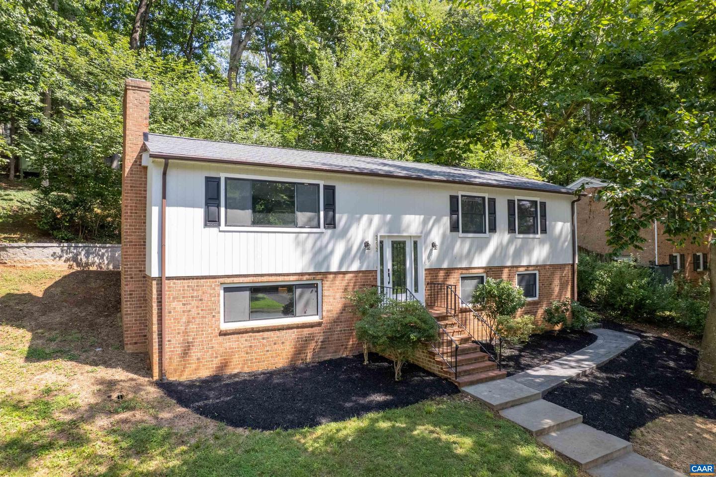 2232 BRANDYWINE DR, CHARLOTTESVILLE, Virginia 22901, 5 Bedrooms Bedrooms, ,3 BathroomsBathrooms,Residential,For sale,2232 BRANDYWINE DR,667134 MLS # 667134
