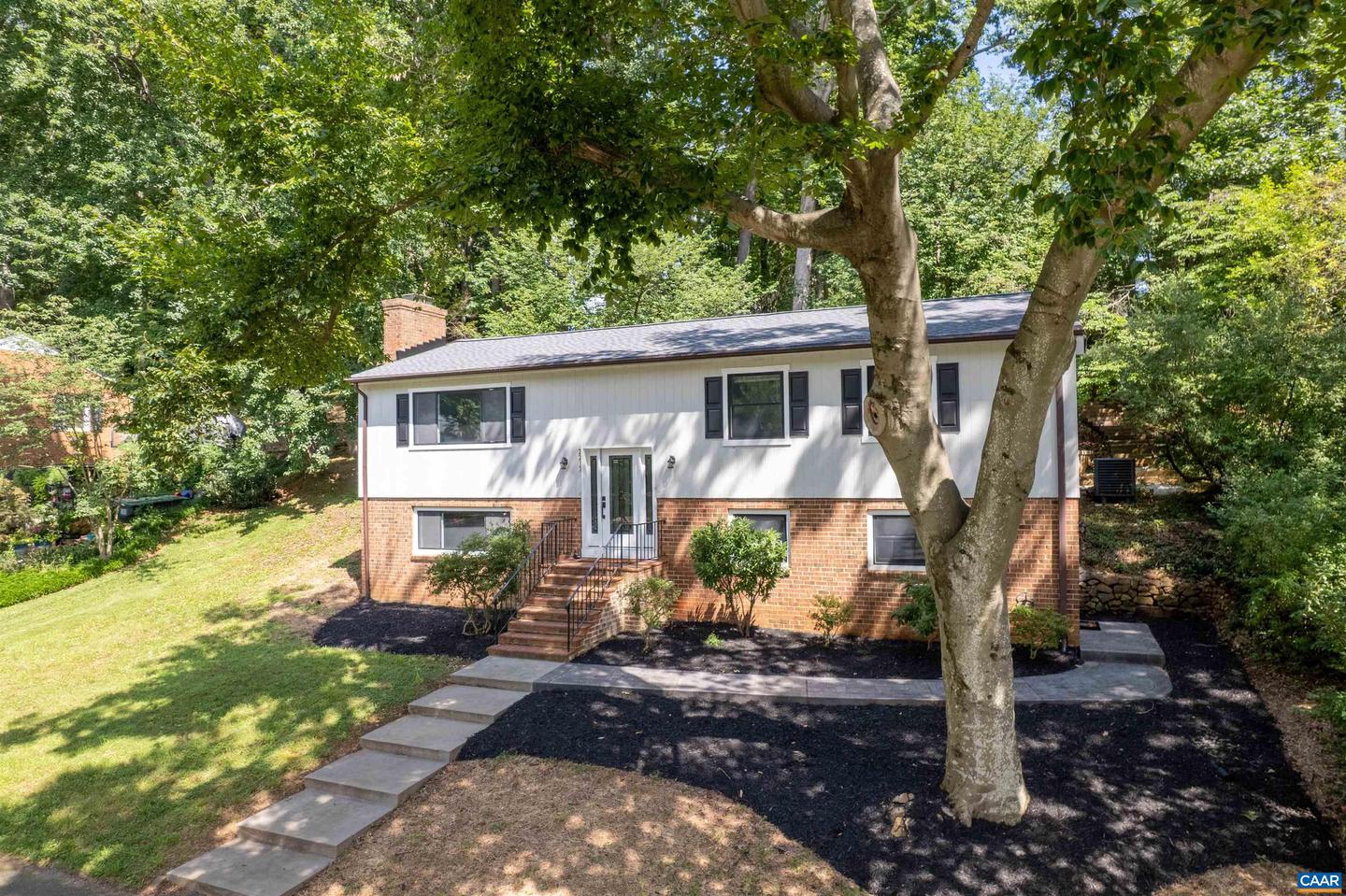 2232 BRANDYWINE DR, CHARLOTTESVILLE, Virginia 22901, 5 Bedrooms Bedrooms, ,3 BathroomsBathrooms,Residential,For sale,2232 BRANDYWINE DR,667134 MLS # 667134