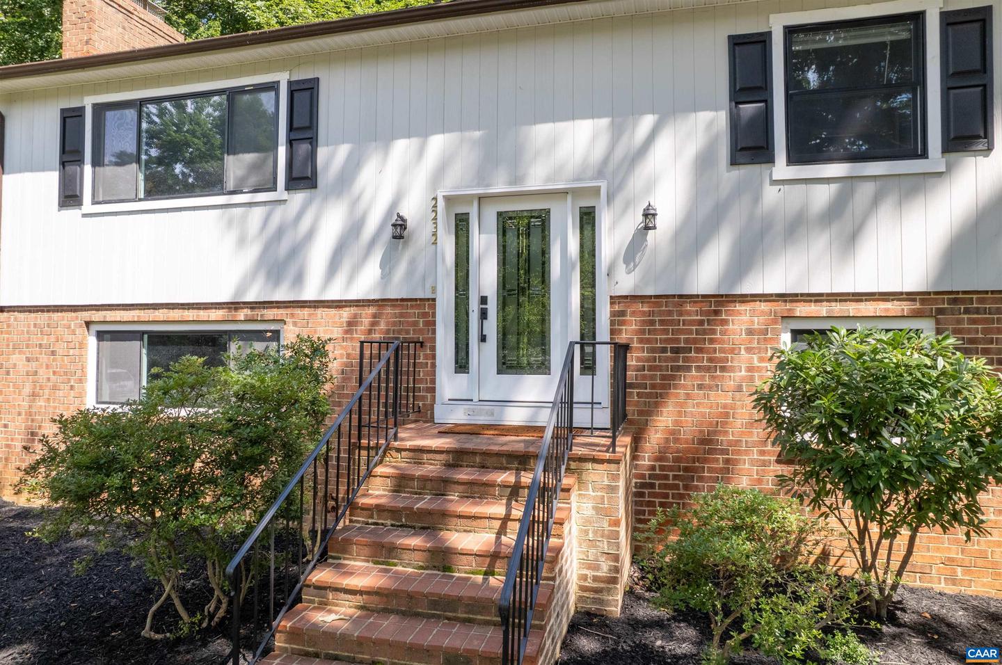 2232 BRANDYWINE DR, CHARLOTTESVILLE, Virginia 22901, 5 Bedrooms Bedrooms, ,3 BathroomsBathrooms,Residential,For sale,2232 BRANDYWINE DR,667134 MLS # 667134