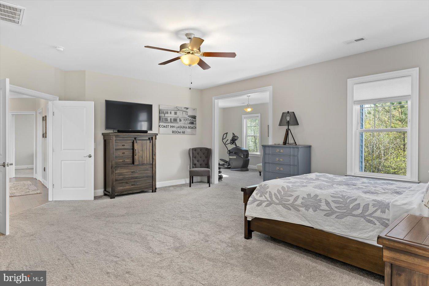 10902 DOWNTON AVE, SPOTSYLVANIA, Virginia 22553, 4 Bedrooms Bedrooms, ,4 BathroomsBathrooms,Residential,For sale,10902 DOWNTON AVE,VASP2034946 MLS # VASP2034946