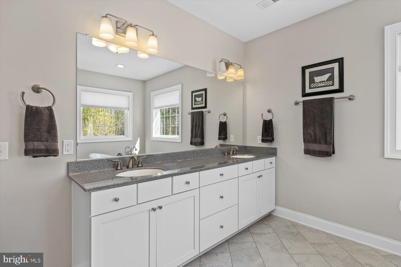 10902 DOWNTON AVE, SPOTSYLVANIA, Virginia 22553, 4 Bedrooms Bedrooms, ,4 BathroomsBathrooms,Residential,For sale,10902 DOWNTON AVE,VASP2034946 MLS # VASP2034946