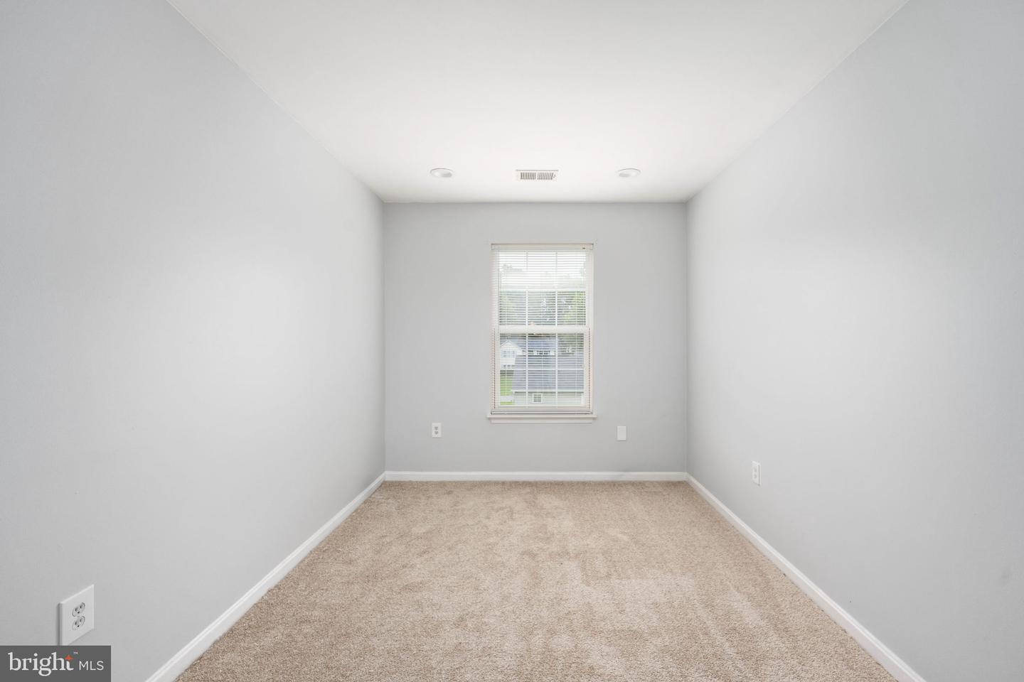 8477 NEWTON LN, KING GEORGE, Virginia 22485, 5 Bedrooms Bedrooms, ,3 BathroomsBathrooms,Residential,For sale,8477 NEWTON LN,VAKG2006770 MLS # VAKG2006770