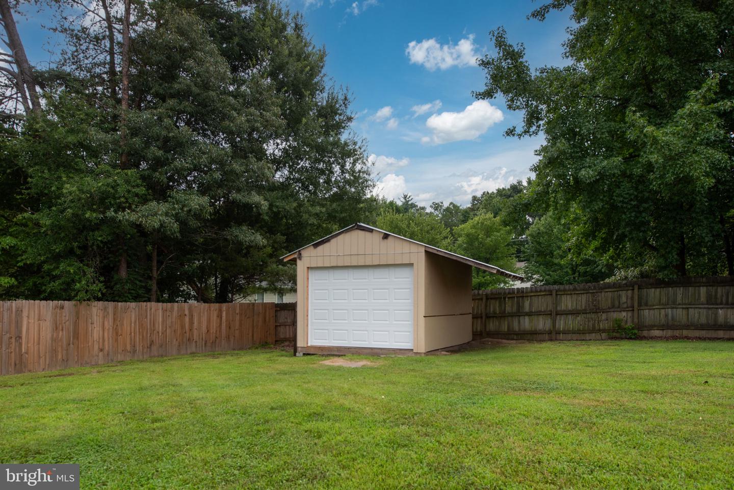 8477 NEWTON LN, KING GEORGE, Virginia 22485, 5 Bedrooms Bedrooms, ,3 BathroomsBathrooms,Residential,For sale,8477 NEWTON LN,VAKG2006770 MLS # VAKG2006770