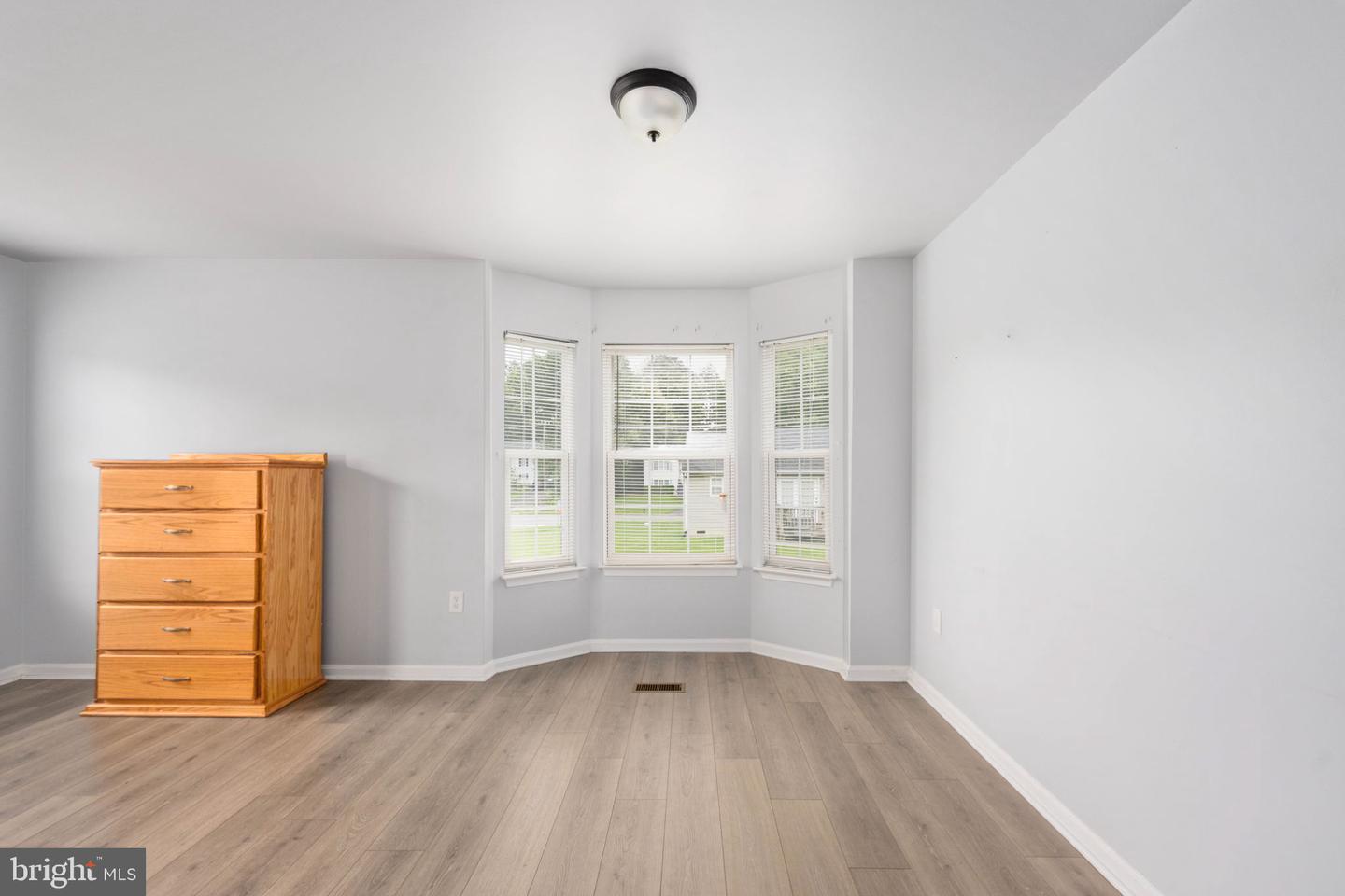 8477 NEWTON LN, KING GEORGE, Virginia 22485, 5 Bedrooms Bedrooms, ,3 BathroomsBathrooms,Residential,For sale,8477 NEWTON LN,VAKG2006770 MLS # VAKG2006770