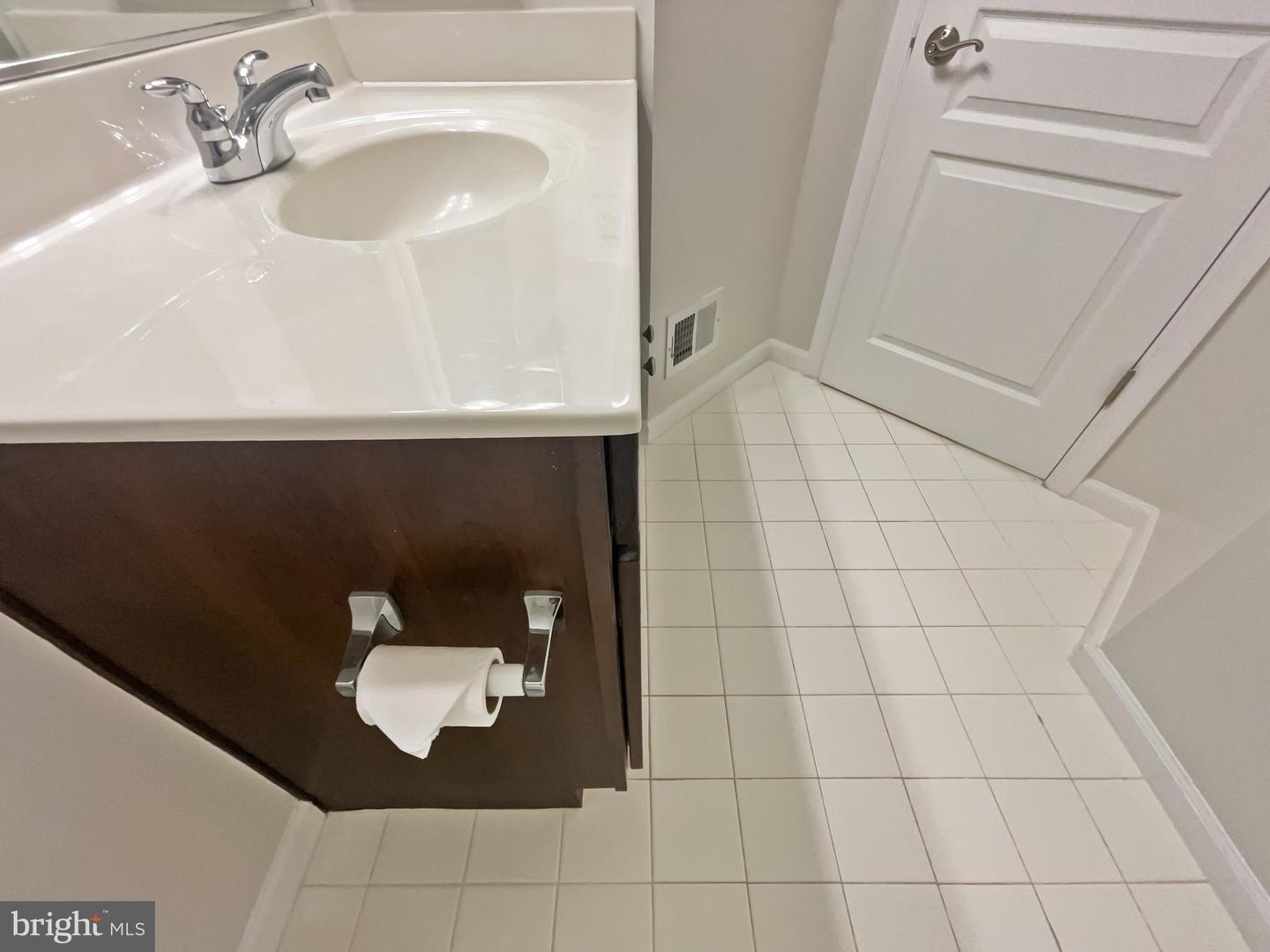 8366 SCOTLAND LOOP, MANASSAS, Virginia 20109, 3 Bedrooms Bedrooms, ,3 BathroomsBathrooms,Residential,For sale,8366 SCOTLAND LOOP,VAPW2100050 MLS # VAPW2100050