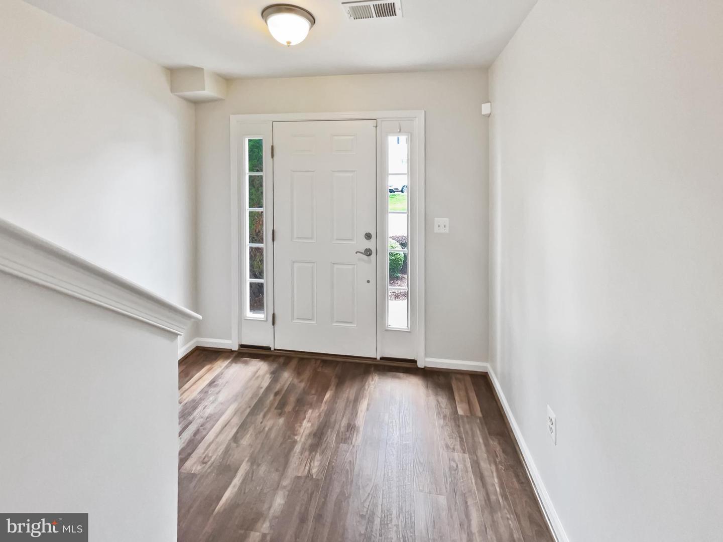 8366 SCOTLAND LOOP, MANASSAS, Virginia 20109, 3 Bedrooms Bedrooms, ,3 BathroomsBathrooms,Residential,For sale,8366 SCOTLAND LOOP,VAPW2100050 MLS # VAPW2100050