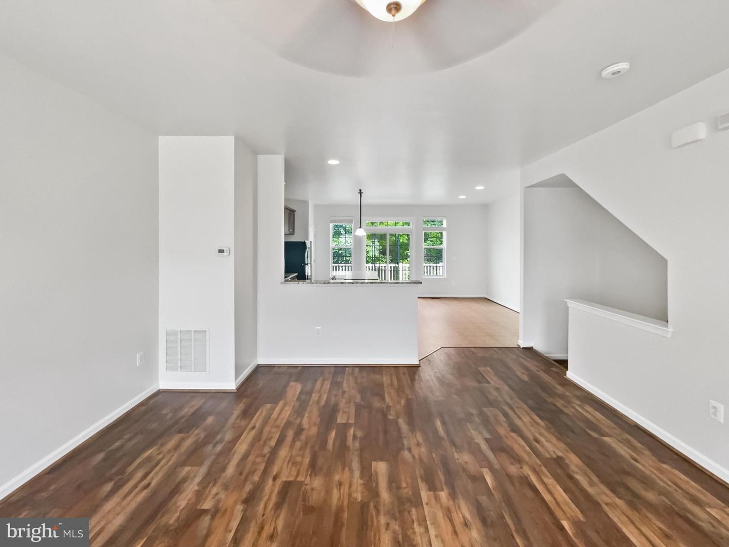 8366 SCOTLAND LOOP, MANASSAS, Virginia 20109, 3 Bedrooms Bedrooms, ,3 BathroomsBathrooms,Residential,For sale,8366 SCOTLAND LOOP,VAPW2100050 MLS # VAPW2100050