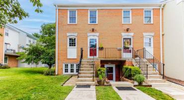 172-B LEEDS CT W, WARRENTON, Virginia 20186, 2 Bedrooms Bedrooms, ,1 BathroomBathrooms,Residential,For sale,172-B LEEDS CT W,VAFQ2017616 MLS # VAFQ2017616