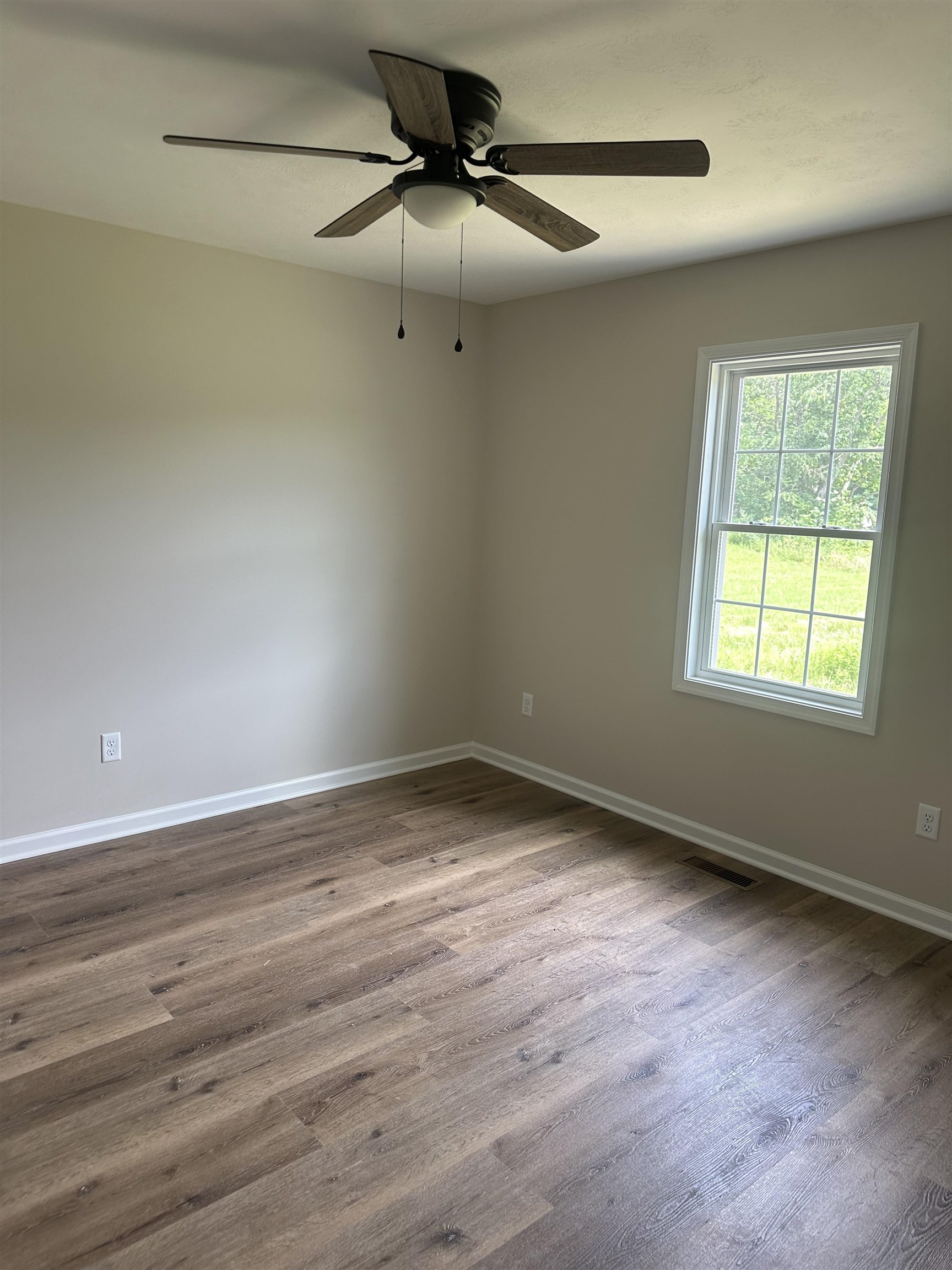 107 N HANCOCK ST, CRAIGSVILLE, Virginia 24430, 3 Bedrooms Bedrooms, ,2 BathroomsBathrooms,Residential,107 N HANCOCK ST,667153 MLS # 667153