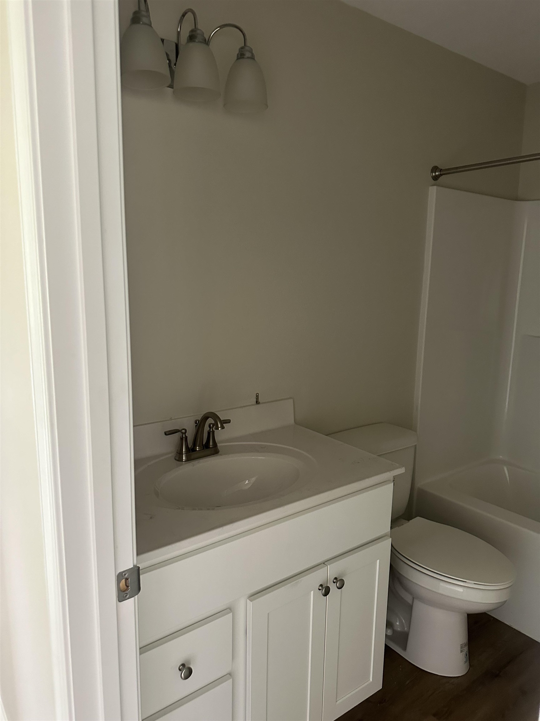 107 N HANCOCK ST, CRAIGSVILLE, Virginia 24430, 3 Bedrooms Bedrooms, ,2 BathroomsBathrooms,Residential,107 N HANCOCK ST,667153 MLS # 667153