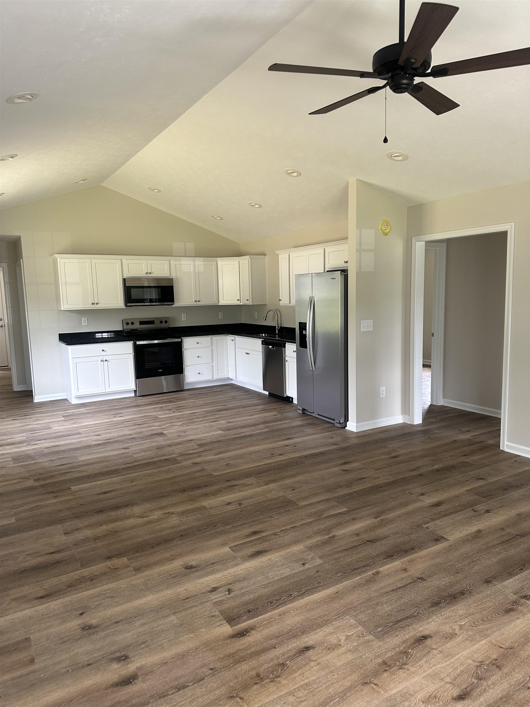 107 N HANCOCK ST, CRAIGSVILLE, Virginia 24430, 3 Bedrooms Bedrooms, ,2 BathroomsBathrooms,Residential,107 N HANCOCK ST,667153 MLS # 667153