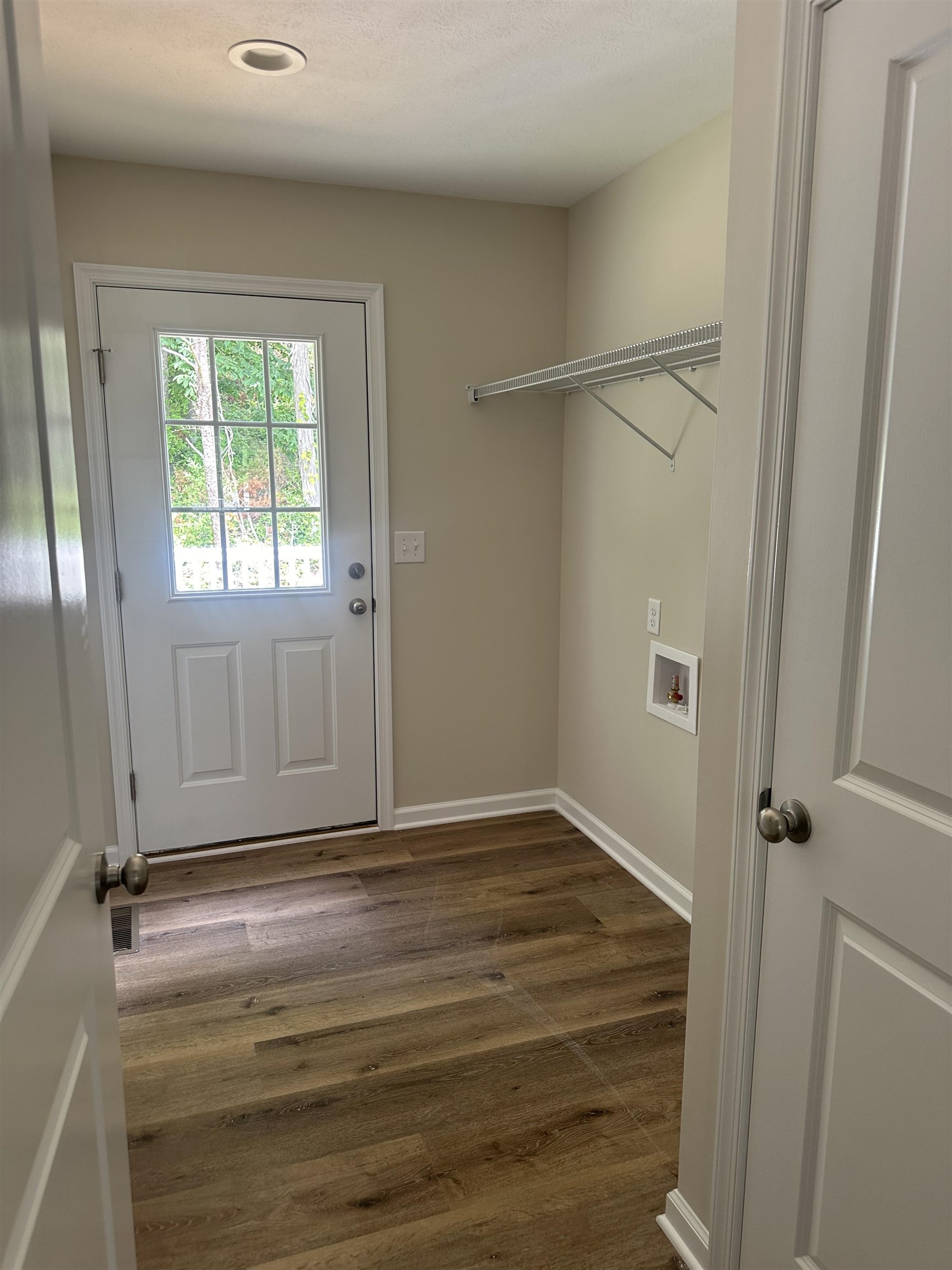 107 N HANCOCK ST, CRAIGSVILLE, Virginia 24430, 3 Bedrooms Bedrooms, ,2 BathroomsBathrooms,Residential,107 N HANCOCK ST,667153 MLS # 667153