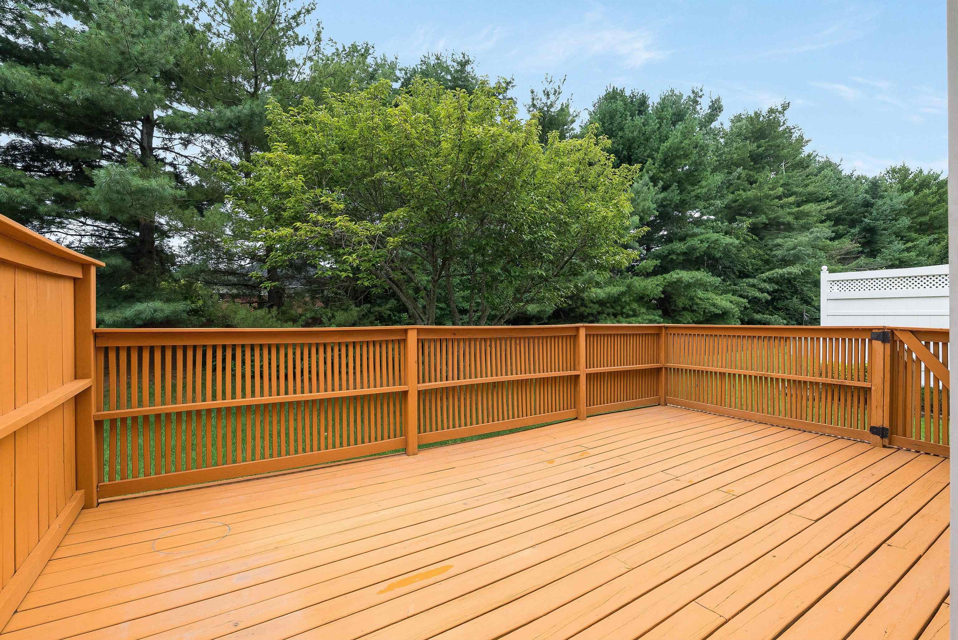 24 ASHLEIGH DR, WAYNESBORO, Virginia 22980, 2 Bedrooms Bedrooms, ,2 BathroomsBathrooms,Residential,24 ASHLEIGH DR,667160 MLS # 667160