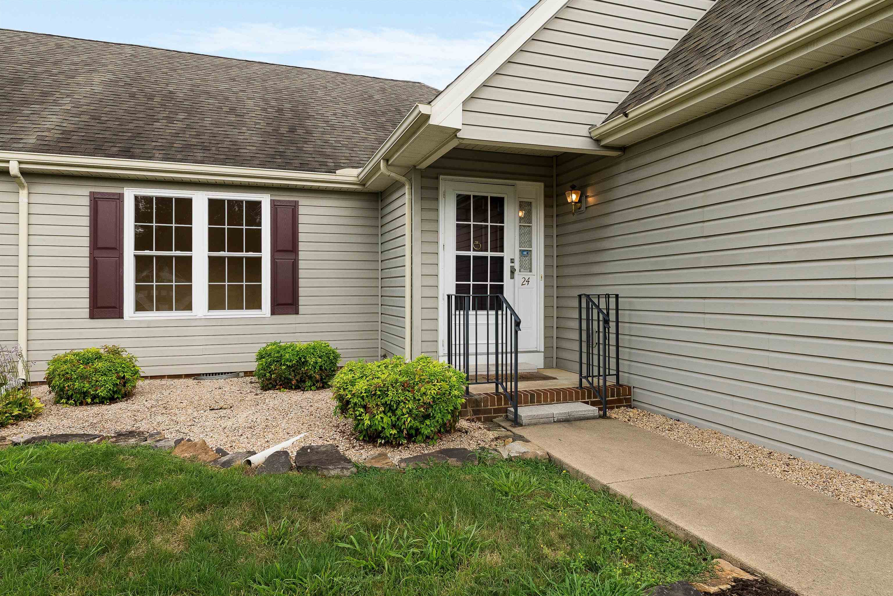 24 ASHLEIGH DR, WAYNESBORO, Virginia 22980, 2 Bedrooms Bedrooms, ,2 BathroomsBathrooms,Residential,24 ASHLEIGH DR,667160 MLS # 667160