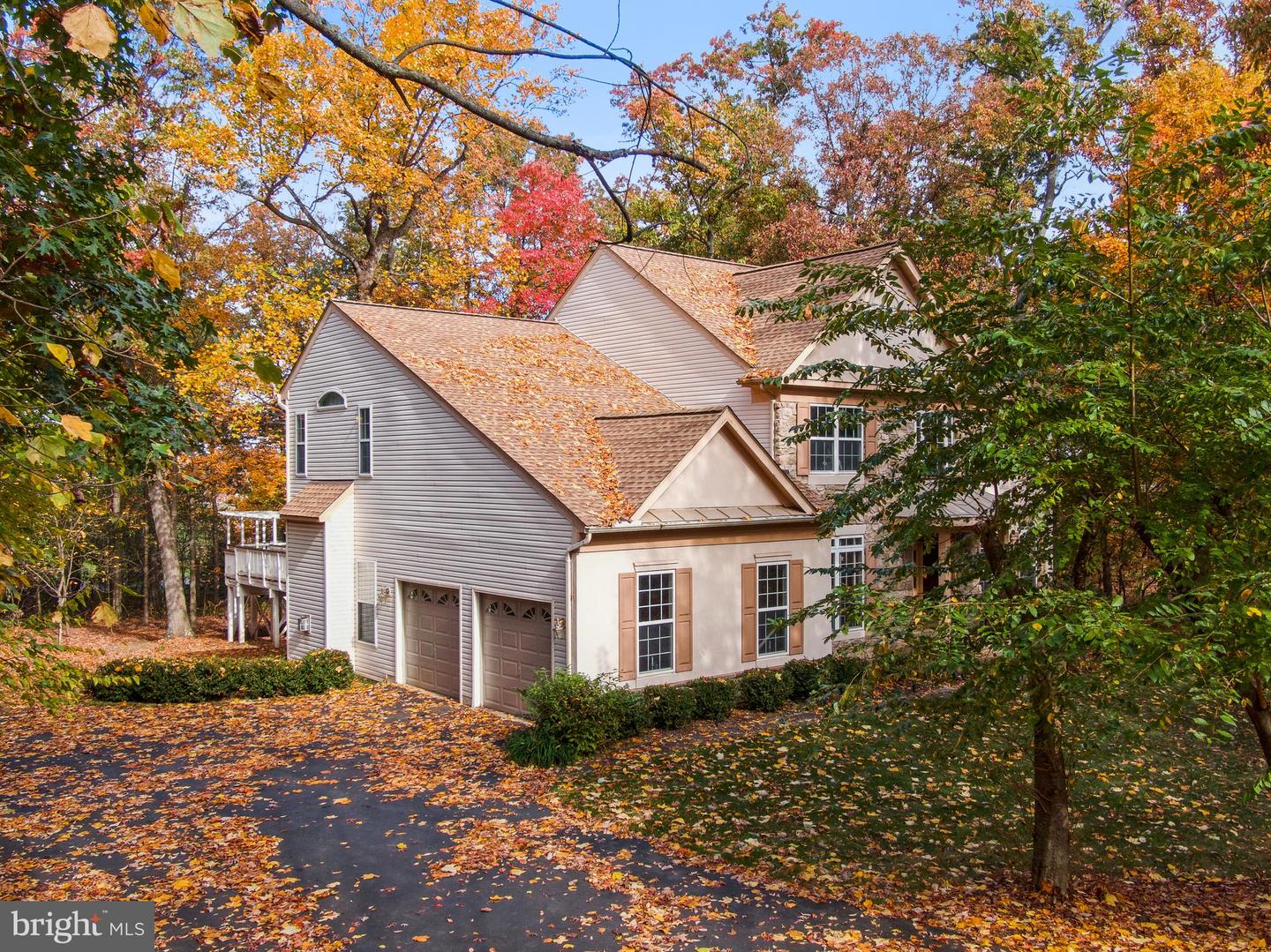 20503 TANAGER PL, LEESBURG, Virginia 20175, 5 Bedrooms Bedrooms, ,3 BathroomsBathrooms,Residential,For sale,20503 TANAGER PL,VALO2097234 MLS # VALO2097234