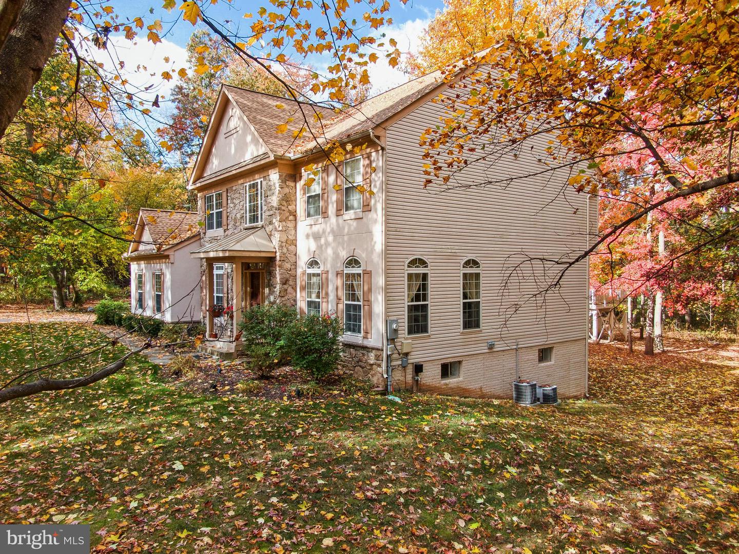 20503 TANAGER PL, LEESBURG, Virginia 20175, 5 Bedrooms Bedrooms, ,3 BathroomsBathrooms,Residential,For sale,20503 TANAGER PL,VALO2097234 MLS # VALO2097234