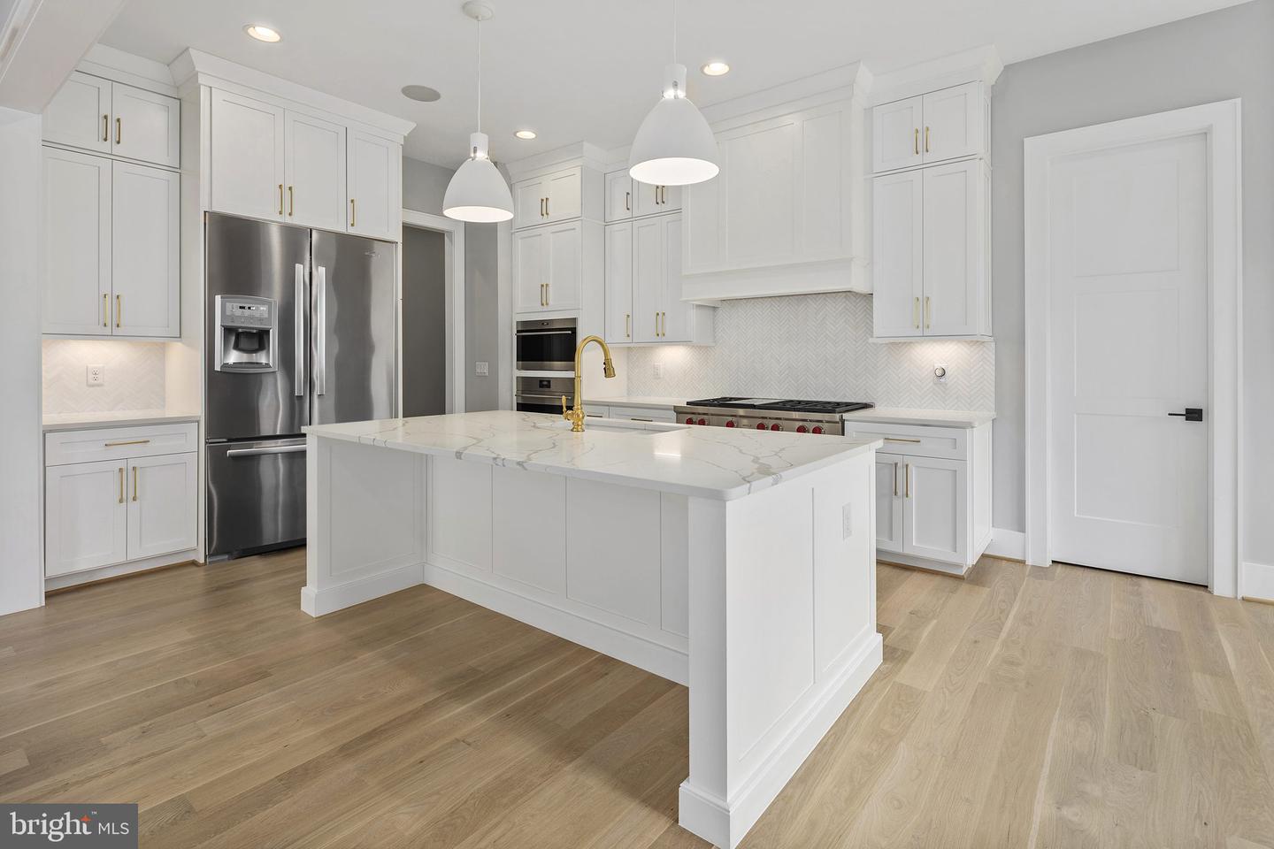 6610 QUINTEN ST, FALLS CHURCH, Virginia 22043, 7 Bedrooms Bedrooms, ,6 BathroomsBathrooms,Residential,For sale,6610 QUINTEN ST,VAFX2246782 MLS # VAFX2246782
