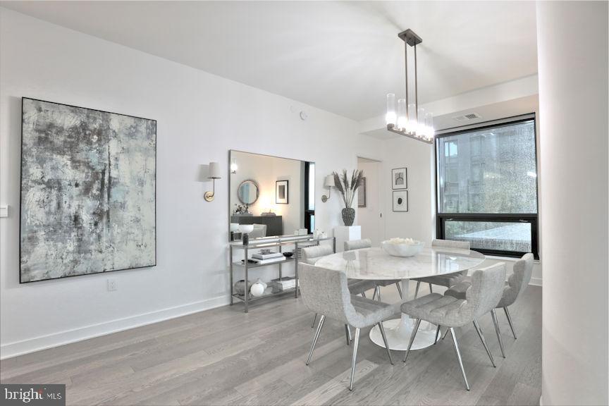 1650 SILVER HILL DR #1007, MCLEAN, Virginia 22102, 2 Bedrooms Bedrooms, ,2 BathroomsBathrooms,Residential,For sale,1650 SILVER HILL DR #1007,VAFX2250076 MLS # VAFX2250076