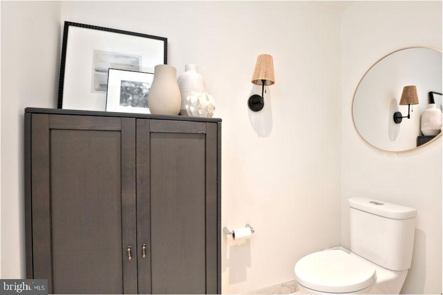 1650 SILVER HILL DR #1007, MCLEAN, Virginia 22102, 2 Bedrooms Bedrooms, ,2 BathroomsBathrooms,Residential,For sale,1650 SILVER HILL DR #1007,VAFX2250076 MLS # VAFX2250076
