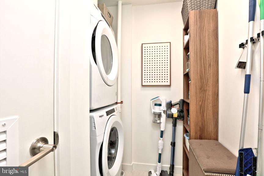1650 SILVER HILL DR #1007, MCLEAN, Virginia 22102, 2 Bedrooms Bedrooms, ,2 BathroomsBathrooms,Residential,For sale,1650 SILVER HILL DR #1007,VAFX2250076 MLS # VAFX2250076