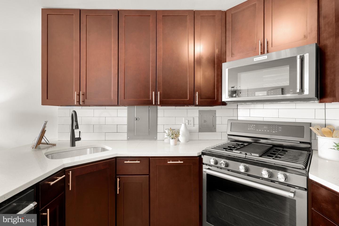 730 24TH ST NW #911, WASHINGTON, District Of Columbia 20037, 1 Bedroom Bedrooms, ,1 BathroomBathrooms,Residential,For sale,730 24TH ST NW #911,DCDC2208320 MLS # DCDC2208320