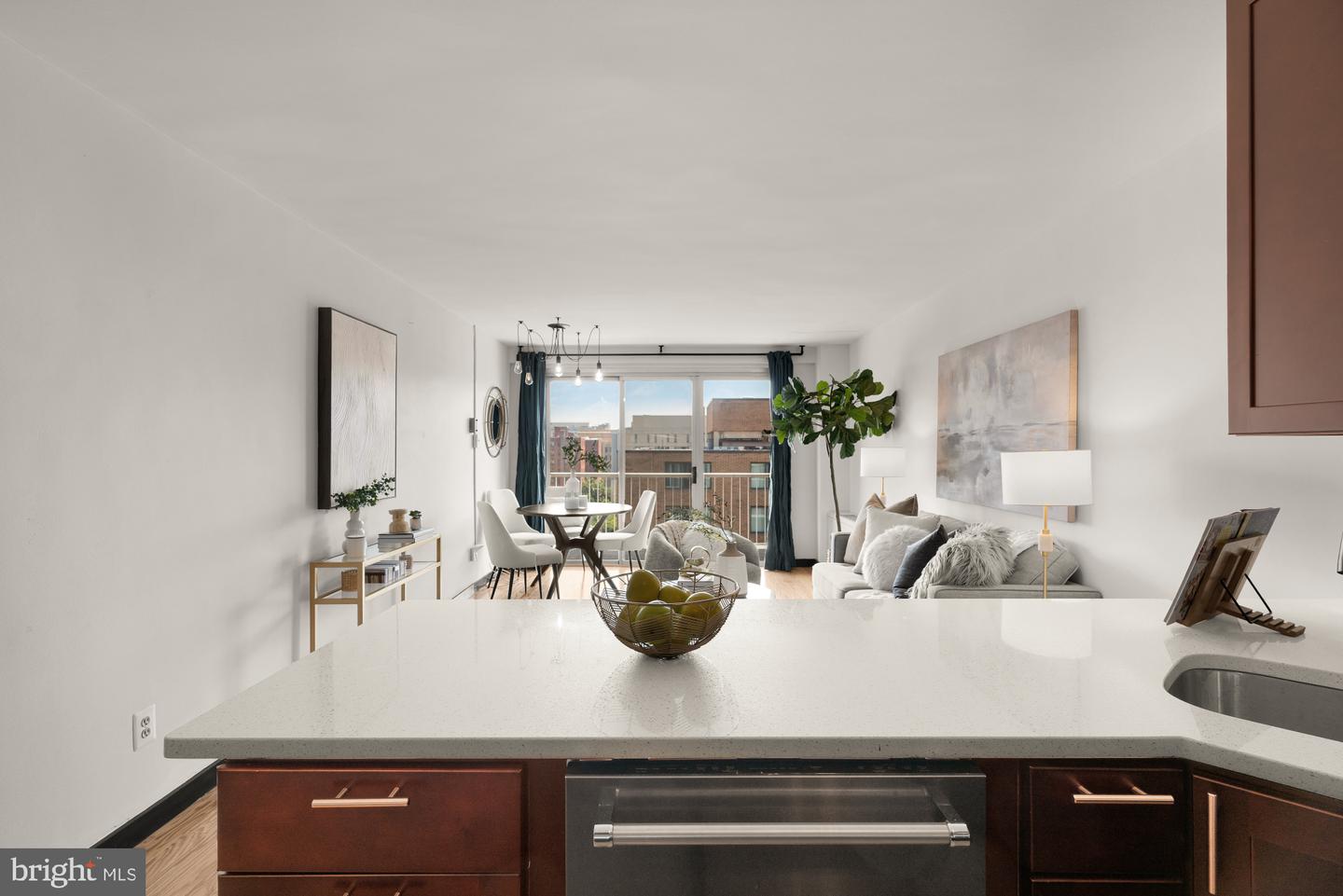 730 24TH ST NW #911, WASHINGTON, District Of Columbia 20037, 1 Bedroom Bedrooms, ,1 BathroomBathrooms,Residential,For sale,730 24TH ST NW #911,DCDC2208320 MLS # DCDC2208320