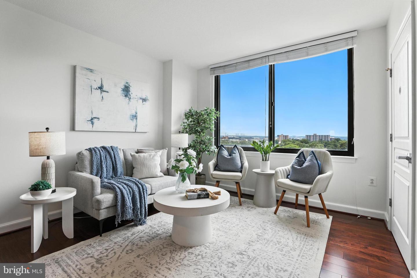 2451 MIDTOWN AVE #1108, ALEXANDRIA, Virginia 22303, 1 Bedroom Bedrooms, ,1 BathroomBathrooms,Residential,For sale,2451 MIDTOWN AVE #1108,VAFX2253152 MLS # VAFX2253152