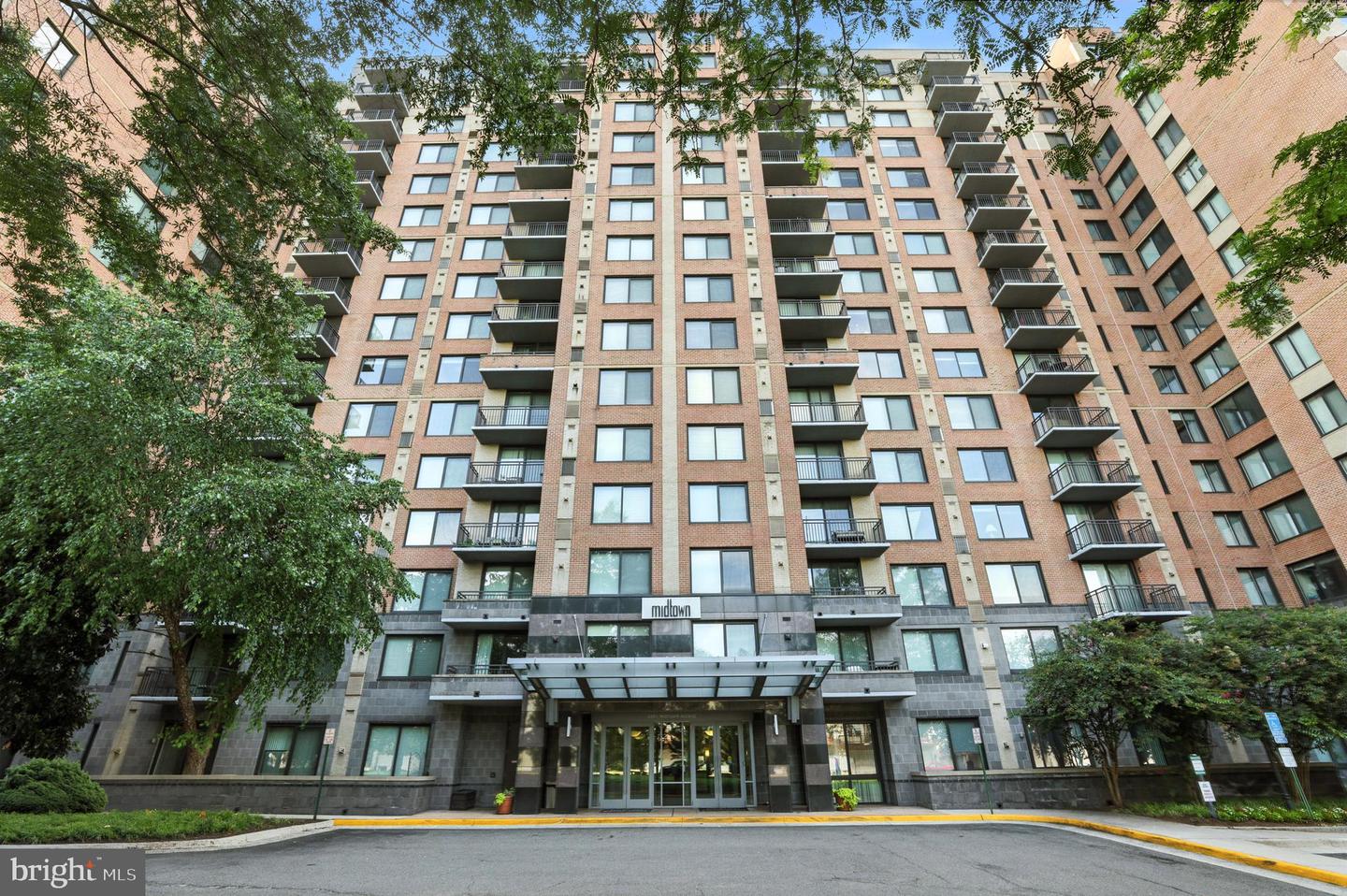 2451 MIDTOWN AVE #1108, ALEXANDRIA, Virginia 22303, 1 Bedroom Bedrooms, ,1 BathroomBathrooms,Residential,For sale,2451 MIDTOWN AVE #1108,VAFX2253152 MLS # VAFX2253152