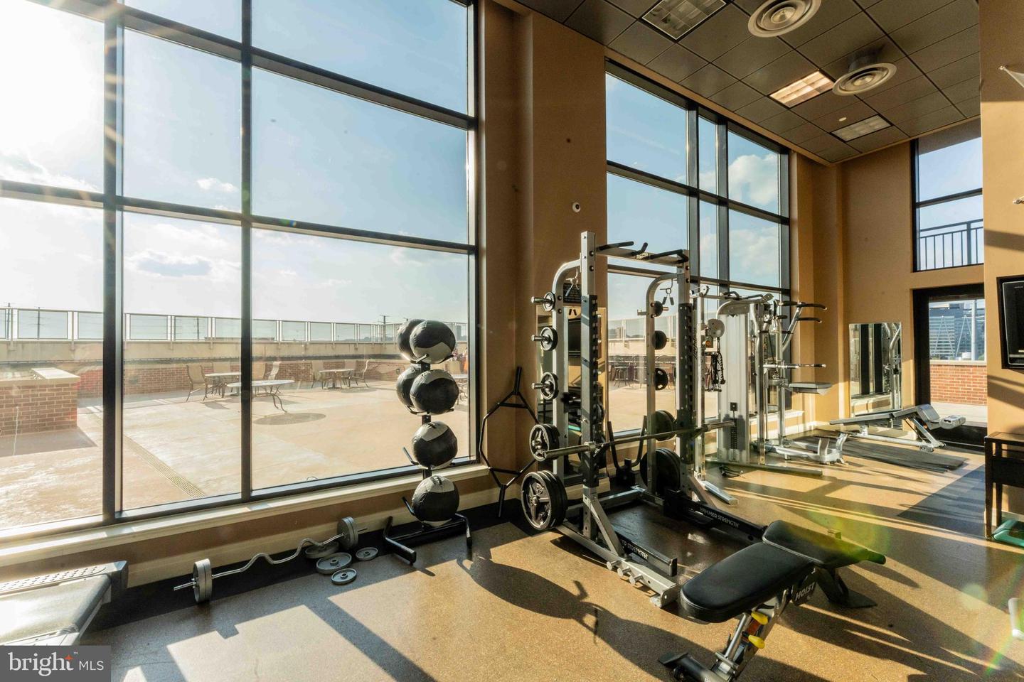 2451 MIDTOWN AVE #1108, ALEXANDRIA, Virginia 22303, 1 Bedroom Bedrooms, ,1 BathroomBathrooms,Residential,For sale,2451 MIDTOWN AVE #1108,VAFX2253152 MLS # VAFX2253152