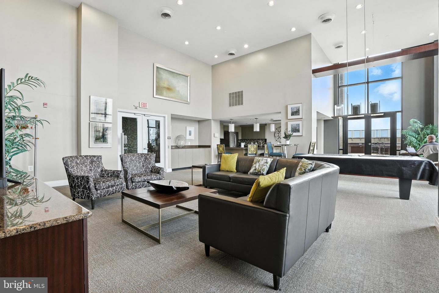2451 MIDTOWN AVE #1108, ALEXANDRIA, Virginia 22303, 1 Bedroom Bedrooms, ,1 BathroomBathrooms,Residential,For sale,2451 MIDTOWN AVE #1108,VAFX2253152 MLS # VAFX2253152